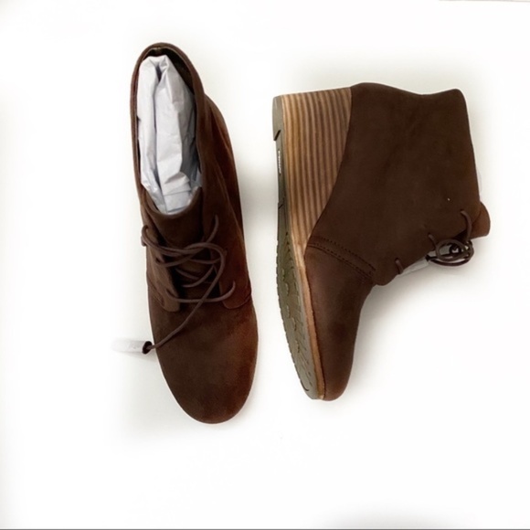 Dr. Scholl’s Dakota Wedge Booties Dark Brown 9.5 Faux Suede Vegan - Picture 4 of 9